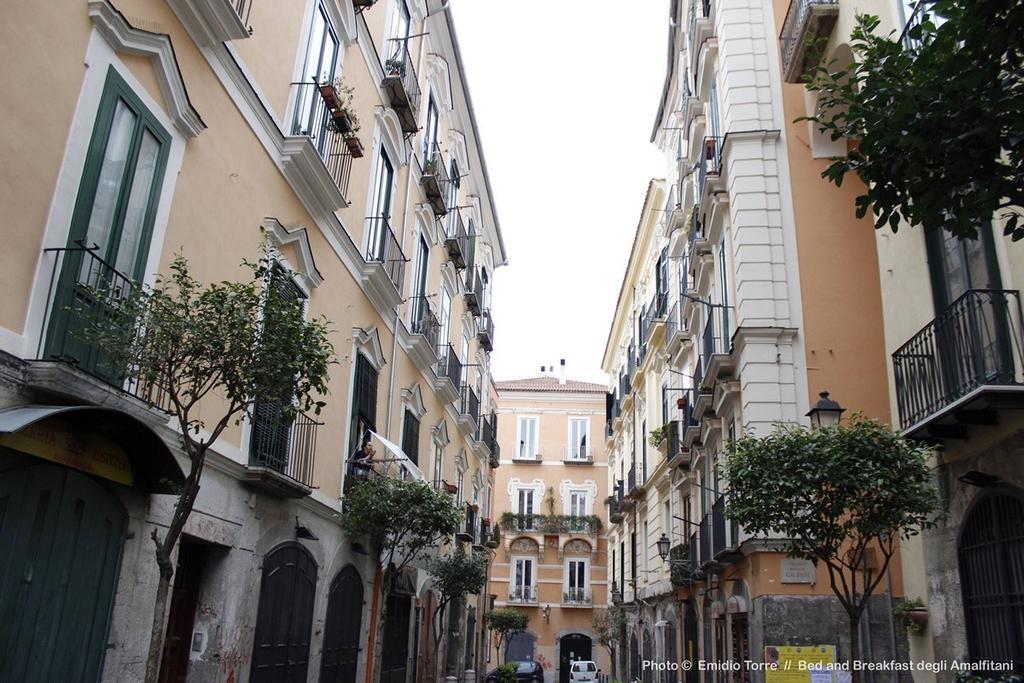 Bed and breakfast Amalfitani Salerno Centro Extérieur photo