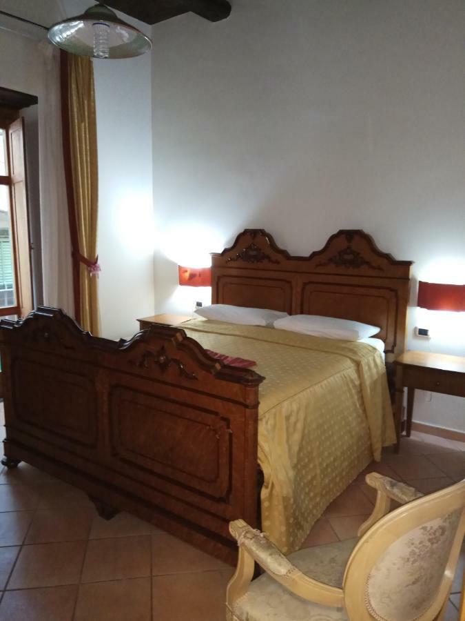 Bed and breakfast Amalfitani Salerno Centro Extérieur photo