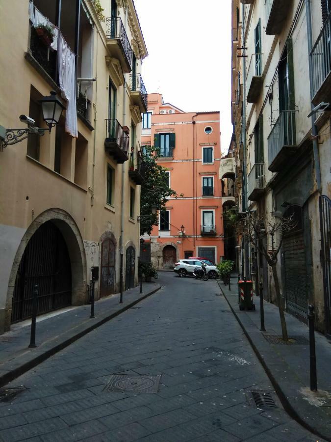 Bed and breakfast Amalfitani Salerno Centro Extérieur photo